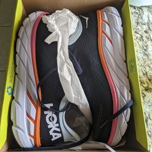 Brand new Hoka Clifton 7 sz 10.5 NIB